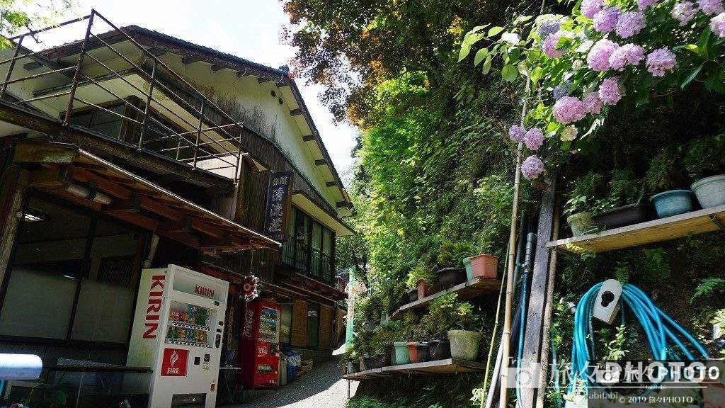 見返りの滝付近の食事処