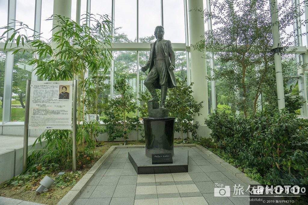 五稜郭タワー土方歳三像