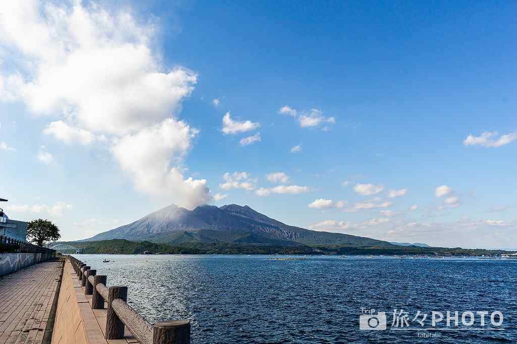 道の駅たるみず「湯っ足り館」から見た桜島