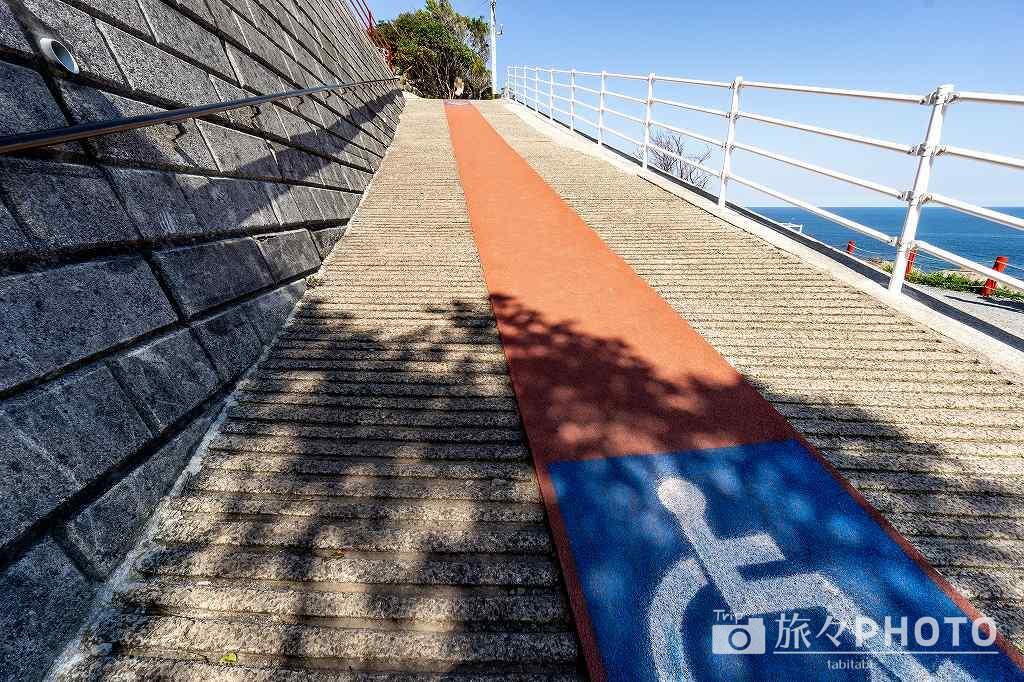 元乃隅神社 入口の坂