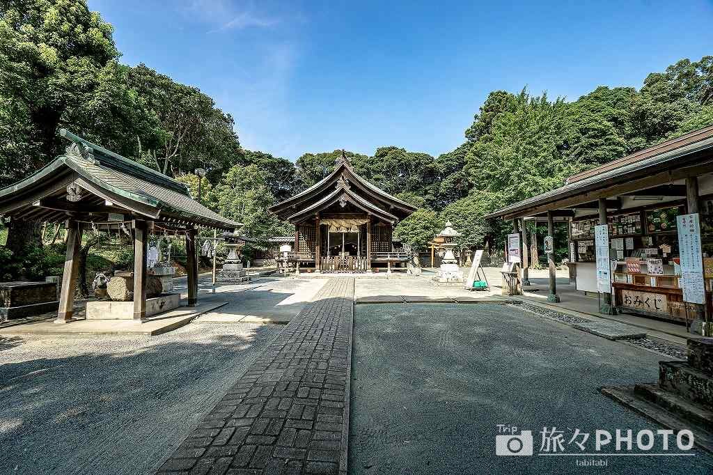 戸明神社
