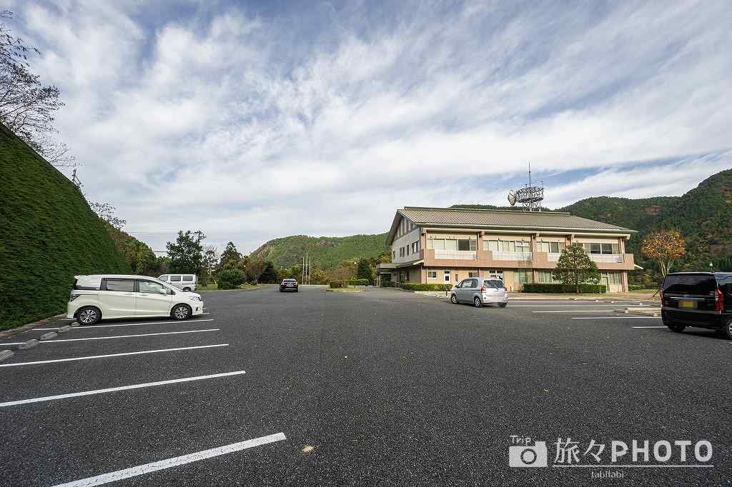 大山ダム管理所駐車場