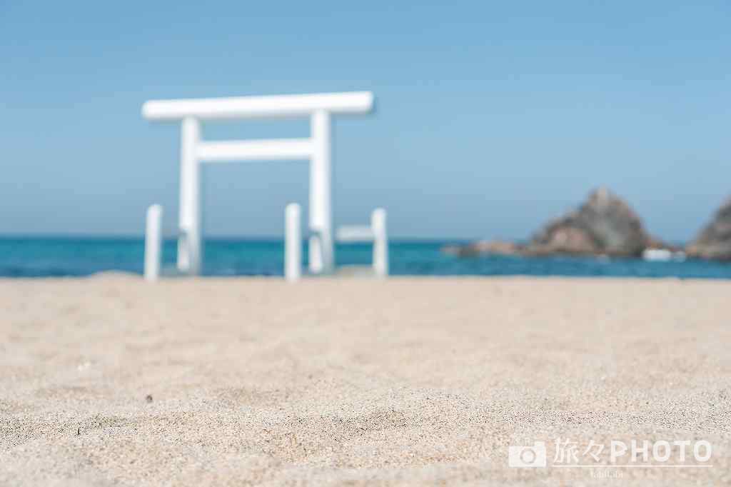 桜井二見ヶ浦の鳥居と夫婦岩