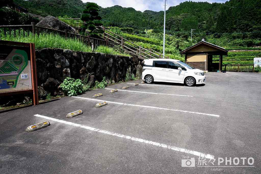 嬉野の大チャノキ 駐車場